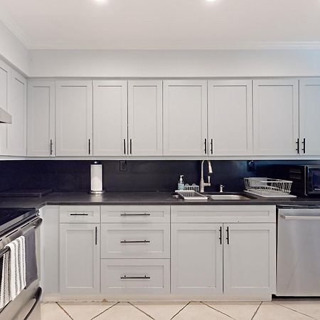 Breezy Ocean Escape Villa Lake Worth Beach Bagian luar foto