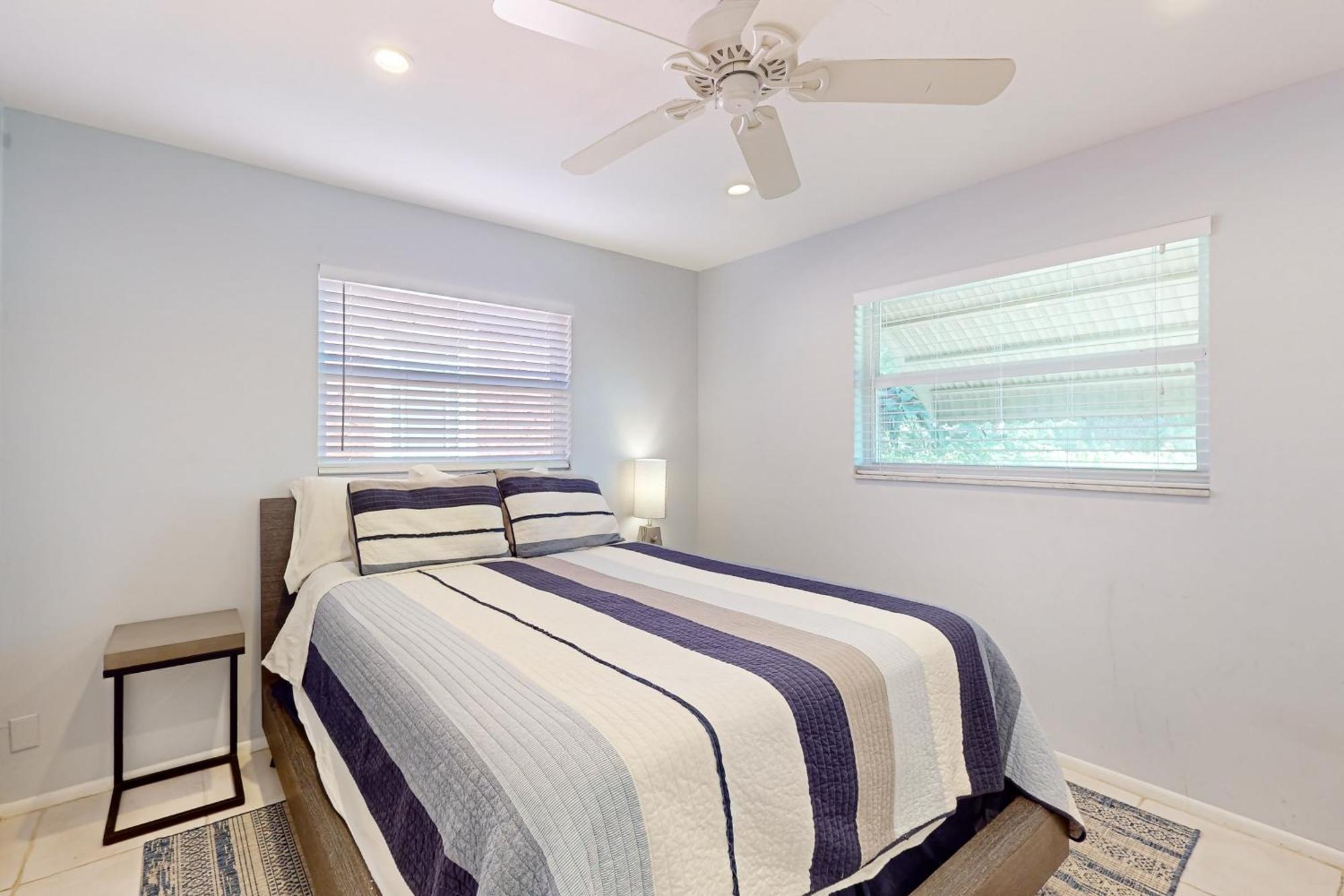 Breezy Ocean Escape Villa Lake Worth Beach Bagian luar foto