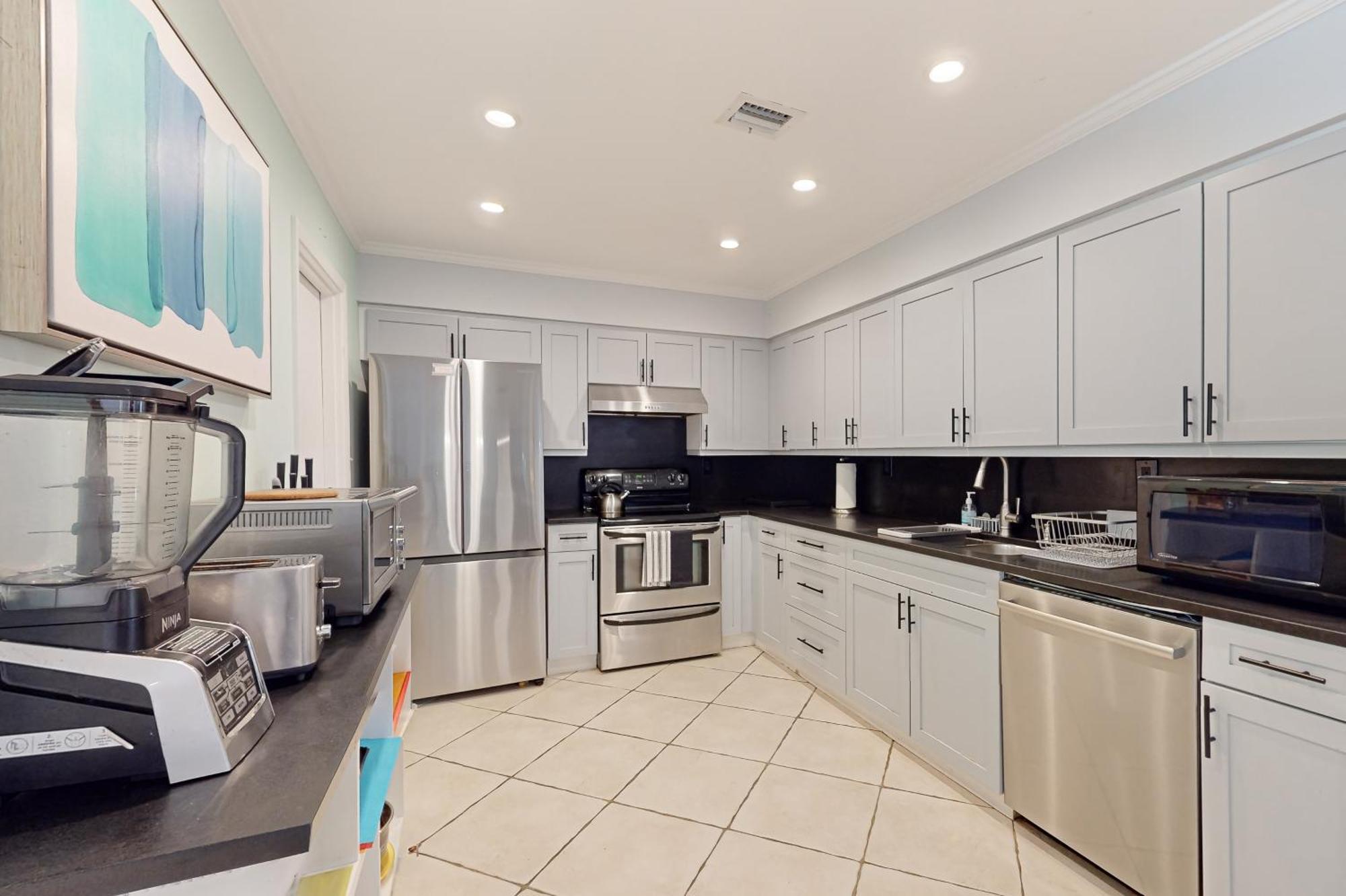 Breezy Ocean Escape Villa Lake Worth Beach Bagian luar foto